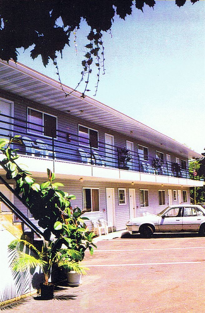 Alpine In Heart Of Downtown. Hotel